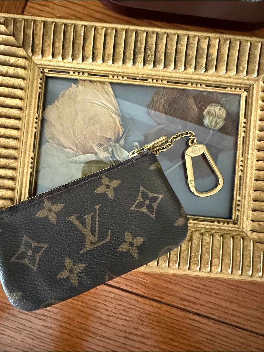 Louis Vuitton Monogram Canvas Zip Key Pouch 100% Authentic